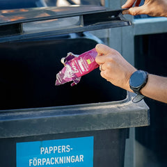 Baton Proteic Bio Vegan cu Zmeura Invelit in Ciocolata Moonvalley 60 g