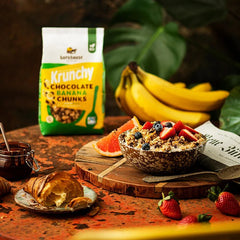 Musli Bio Crunchy cu Bucati de Banana si Ciocolata Barnhouse 450 g