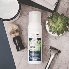 Spuma de Ras Bio Sensitive Lavera 150 ml