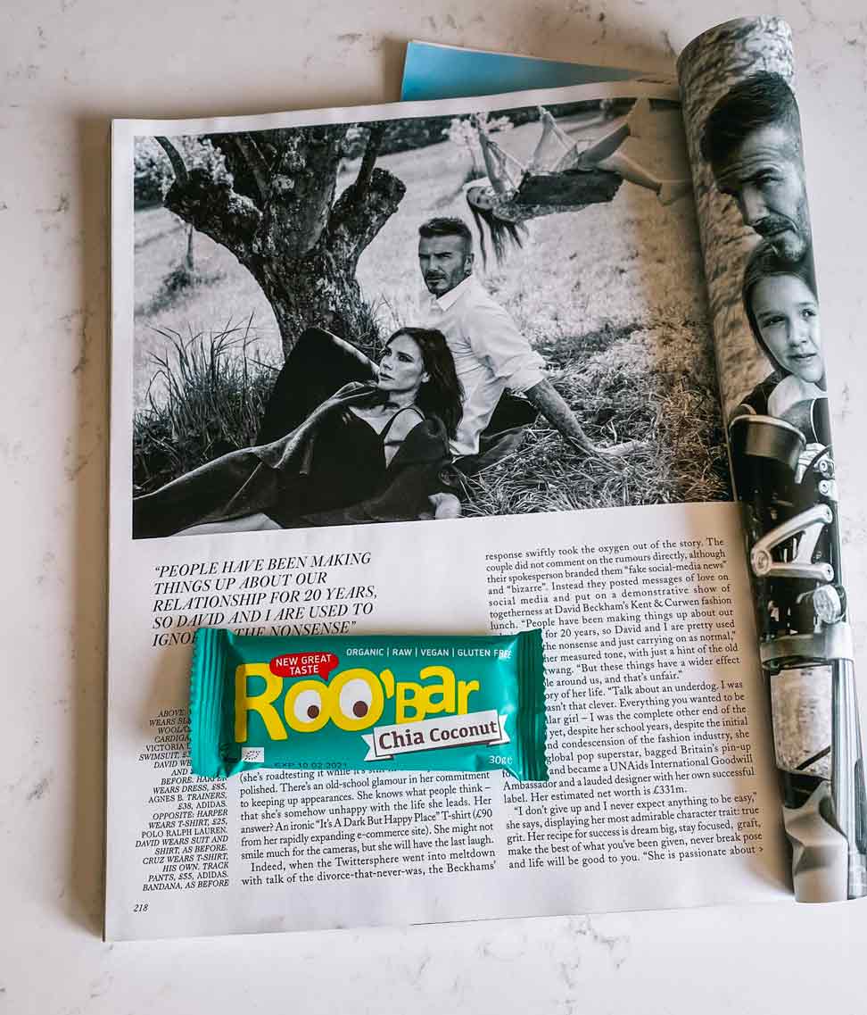 Baton Bio Raw cu Seminte de Chia si Cocos Roobar 30 g
